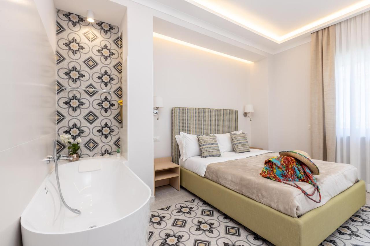 סורנטו Maison Marie Deluxe Apartment מראה חיצוני תמונה