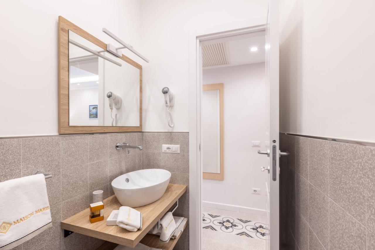 סורנטו Maison Marie Deluxe Apartment מראה חיצוני תמונה