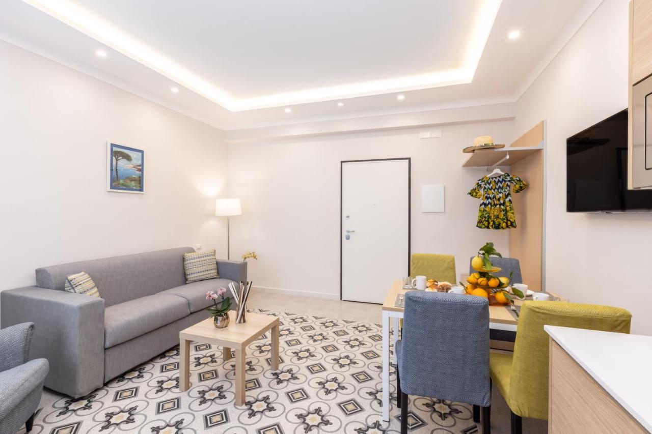 סורנטו Maison Marie Deluxe Apartment מראה חיצוני תמונה